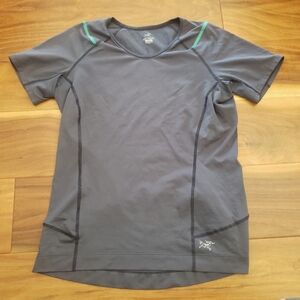 Arc'teryx Gray Short Sleeve Shirt with Green Accents